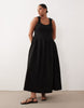 Curve crinkle scoop neck maxi sundress with shirred waist in black
