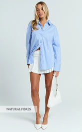 Terah Shirt - Button Up Shirt in Variegated Blue and White Stripe