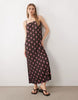 sleeveless square neck plisse midi dress in spot print