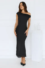 Xenia Off Shoulder Midi Dress Black