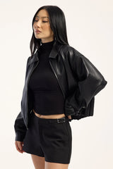 Perfect Stranger Giselle Mid Rise Shorts Black