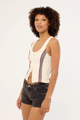 Abrand 99 Short Cara