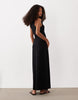 scoop neck maxi dress in black