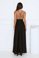 Secret Strolls Maxi Dress Black