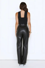 Sleek Temptation Top Black