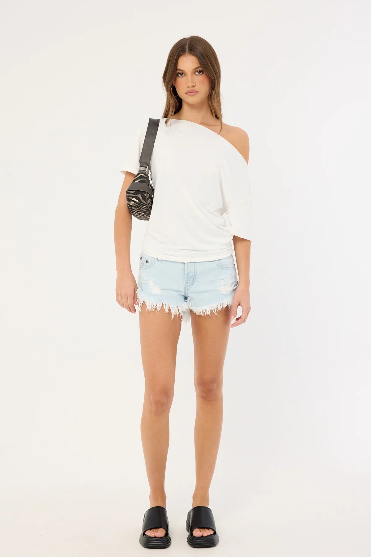 One Teaspoon Dukes Low Waist Mini Denim Shorts Xanthe