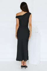 Xenia Off Shoulder Midi Dress Black