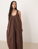 poplin ruched scoop neck and back maxi sundress in chocolate