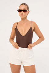Perfect Stranger Maui Buckle Low Rise Linen Shorts White