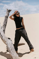 Neovision Link Hook And Eye Tee Black